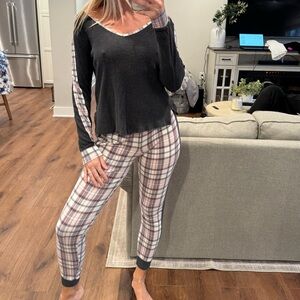 Victorias Secret Thermal Pajama Set S